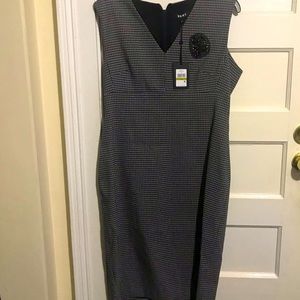 DKNY Black and White patterned sheath dress NWT